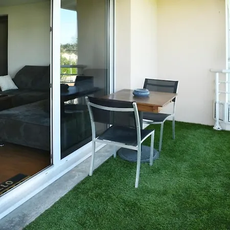 Le Balcon De T3 De 70 M2 Avec 2 Balcon Et Parking Prive * Cognac