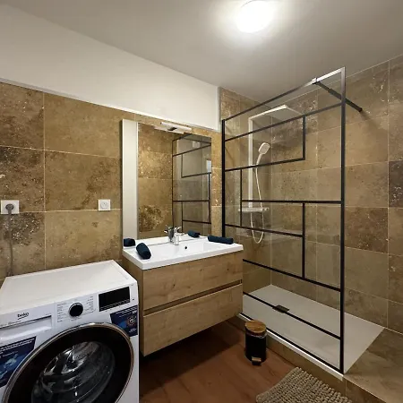 Le Balcon De T3 De 70 M2 Avec 2 Balcon Et Parking Prive Apartment Cognac