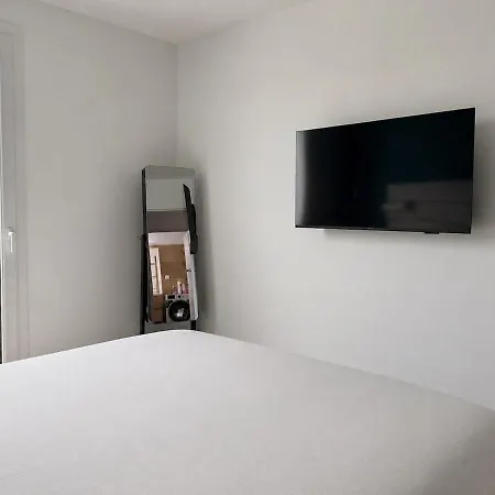 Le Balcon De T3 De 70 M2 Avec 2 Balcon Et Parking Prive Apartment